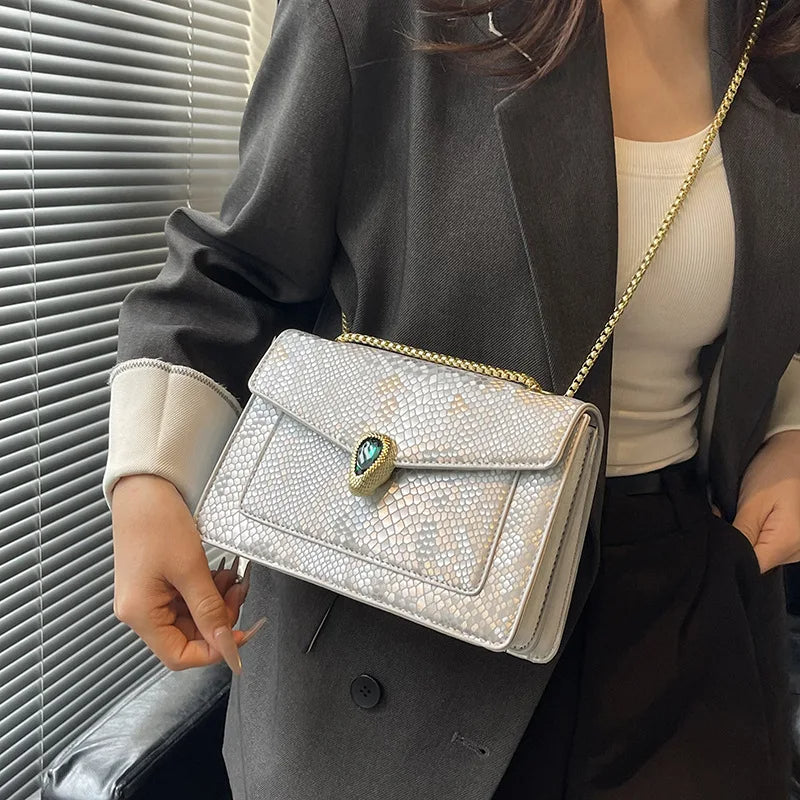 Venomé Chain Purse