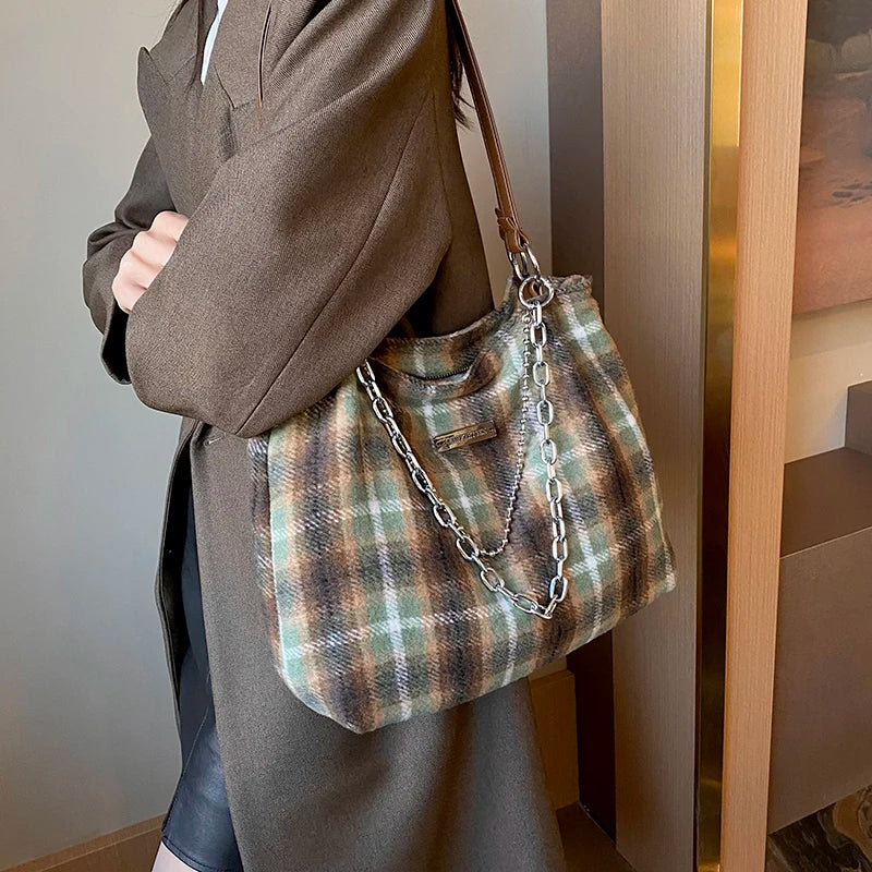Plaid & Chain Wool Tote
